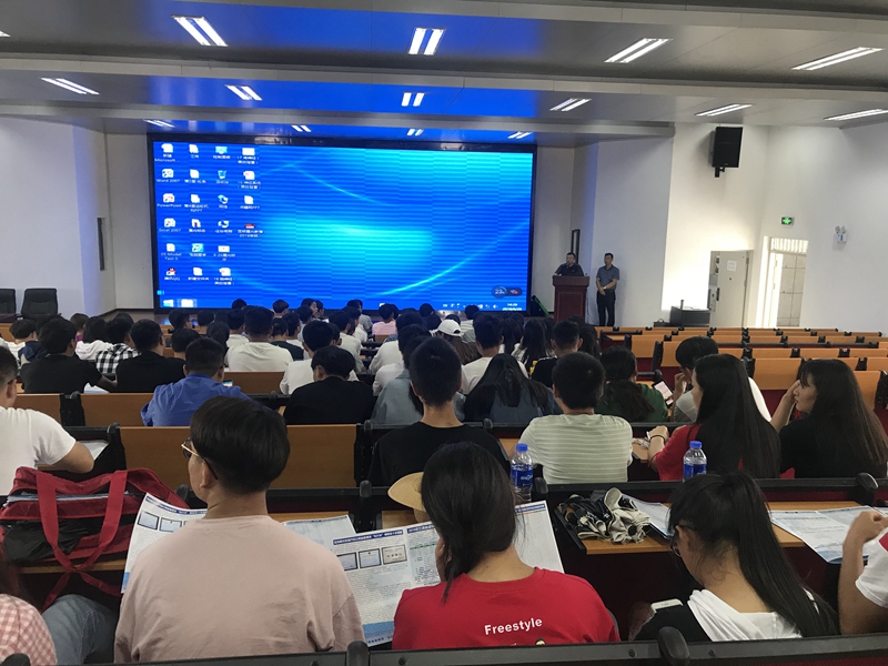 专升本考试专题讲座现场.JPG 专升本考试专题讲座现场.JPG