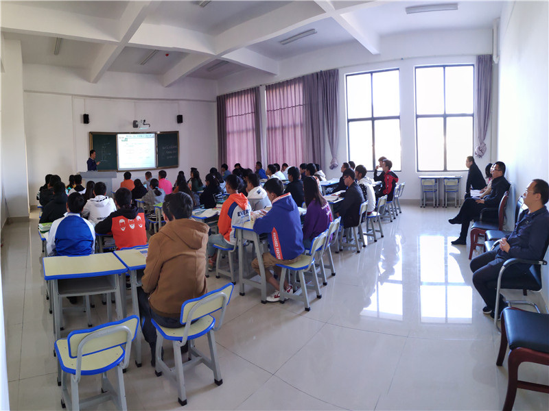 飞俊杰老师公开课.jpg 飞俊杰老师公开课.jpg