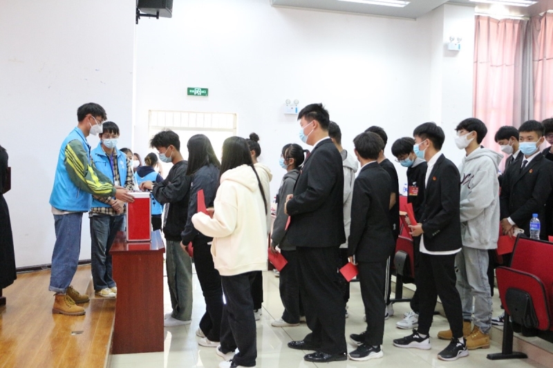 图片2.jpg 图片2.jpg